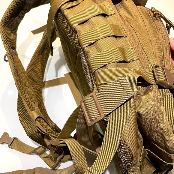 *NEW* Water Resistant Military/Army Tactical Backpack Molle Webbing Tan/Sand - Picture 4 of 11